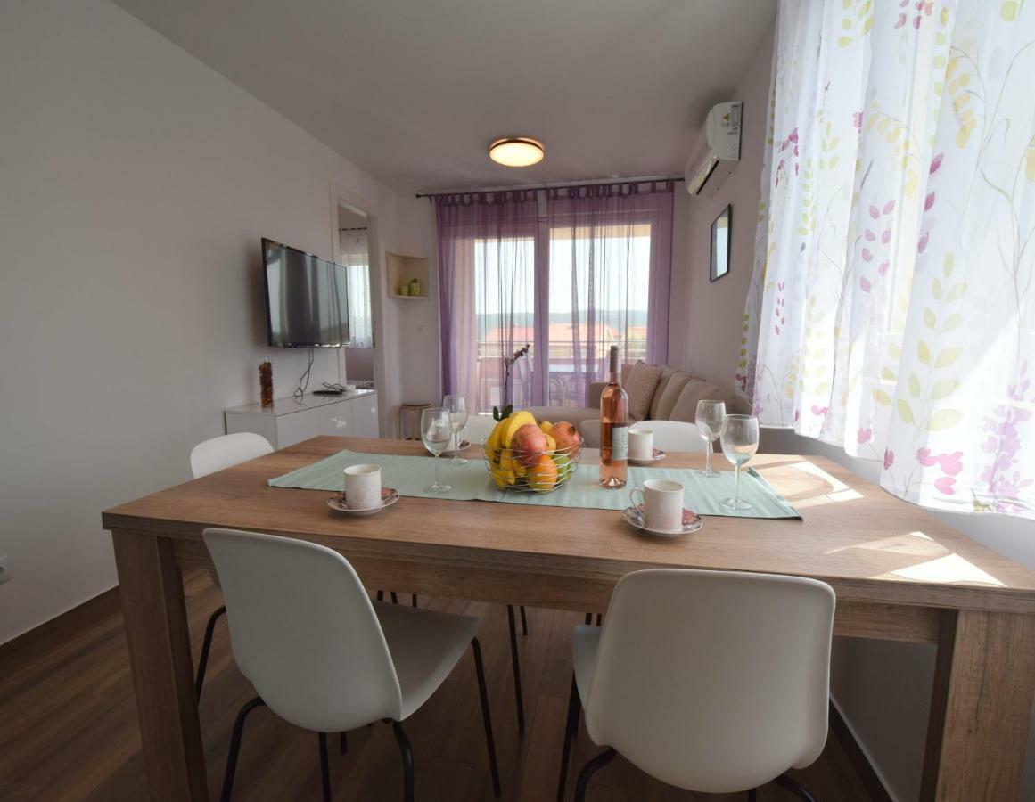 Apartments Medna Cizici Ngoại thất bức ảnh