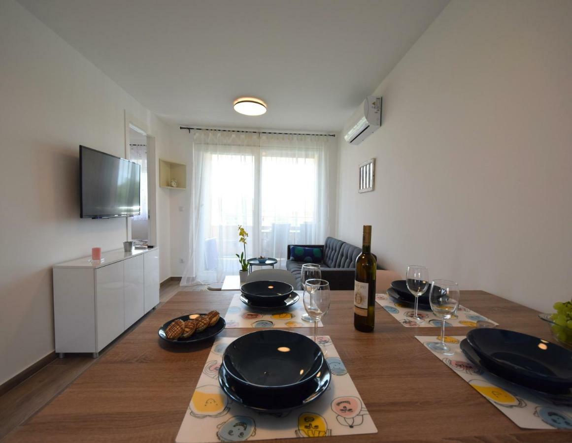 Apartments Medna Cizici Ngoại thất bức ảnh
